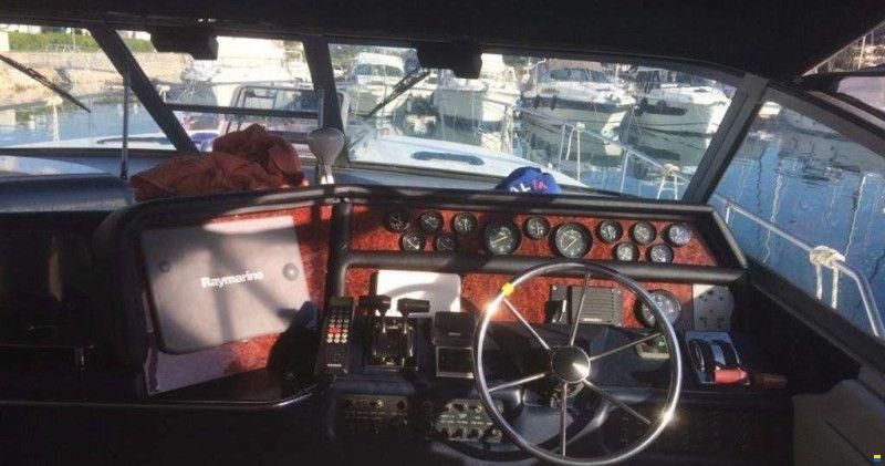 Sea Ray 370