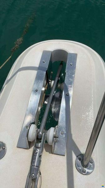 Sea Ray 370