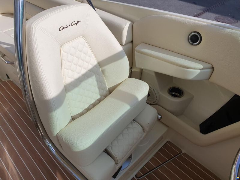 Chris Craft Launch 25 GT