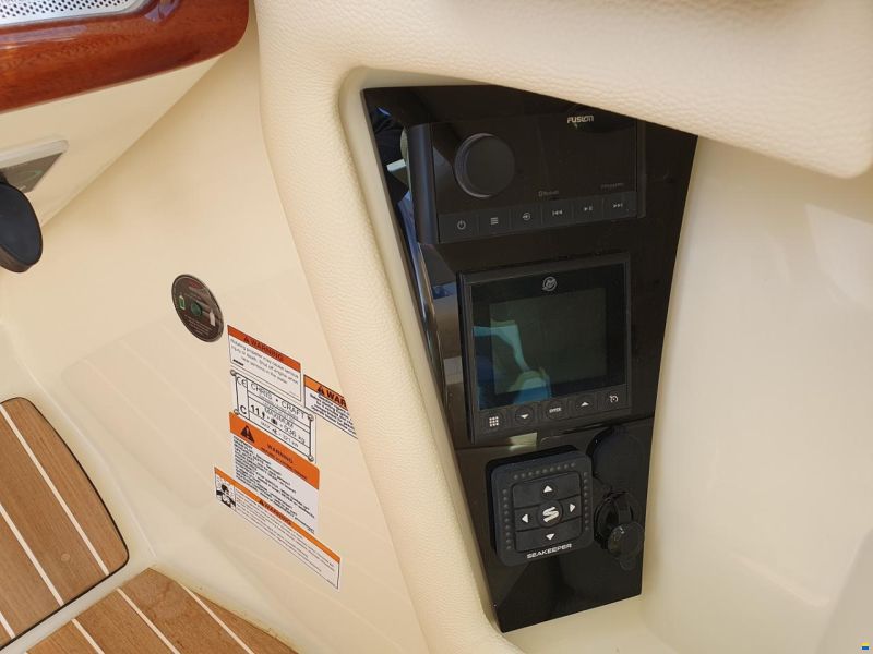 Chris Craft Launch 25 GT