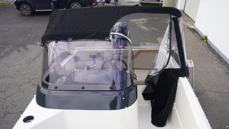 Quicksilver Activ 455 Open mit 60PS und Trailer 2022
