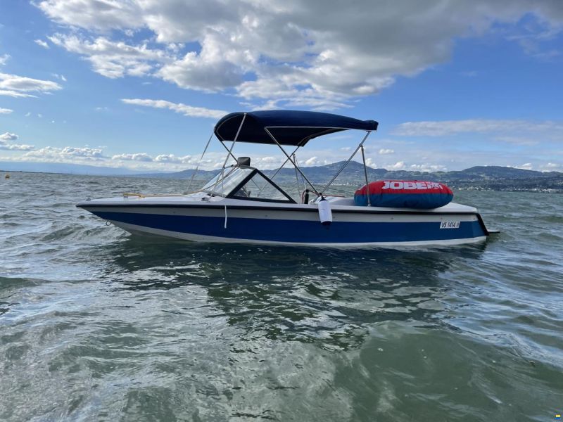 Correct Craft Ski nautique