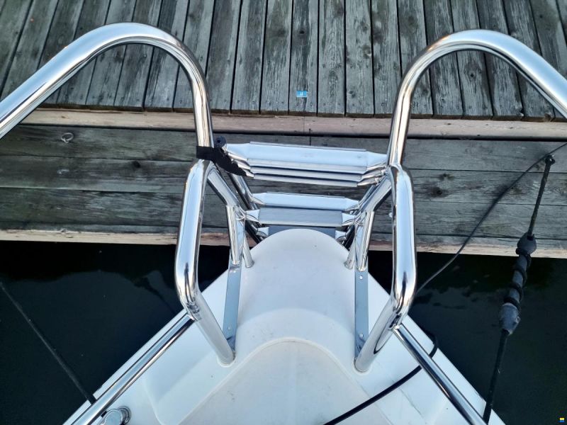Fairline Squadron 58 Volvo Penta D12-715 EVC