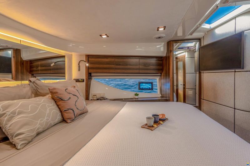 Marex 440 Gourmet Cruiser