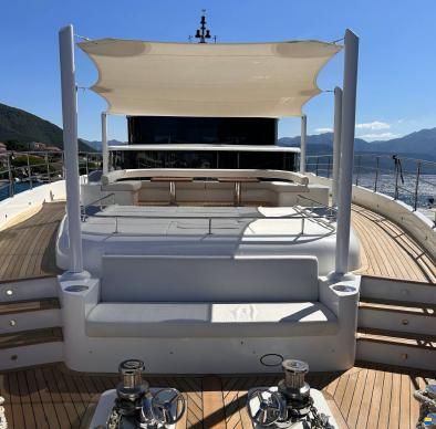 Gulf Craft Majesty 100