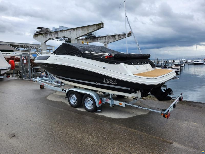 2022 Bayliner VR5 Cuddy, EUR 68.000,-