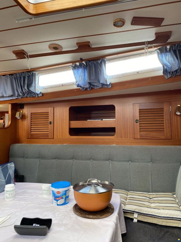 Hallberg-Rassy HR 42F