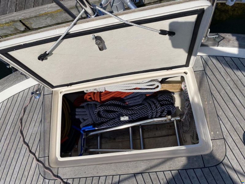 Hallberg-Rassy HR 42F