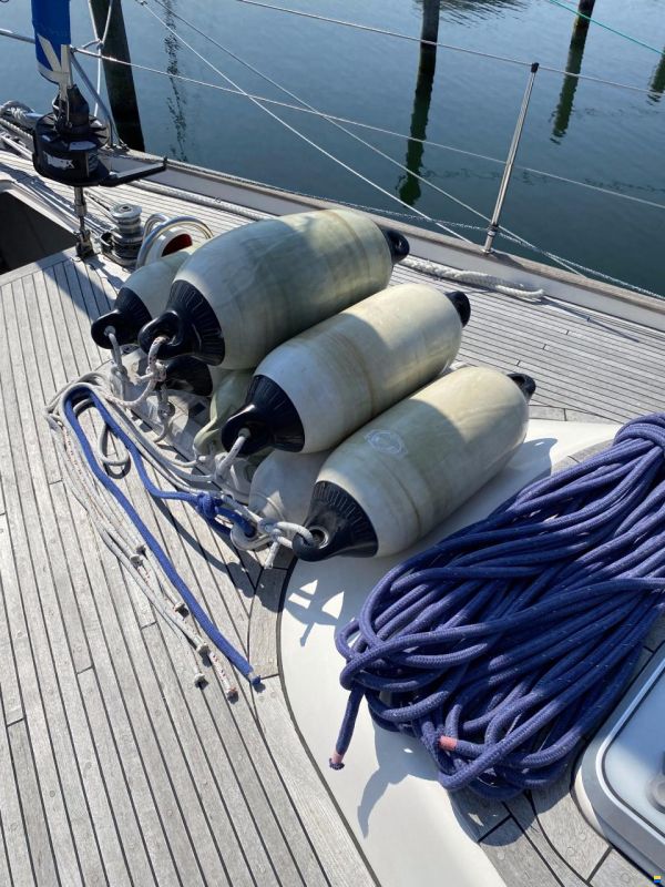Hallberg-Rassy HR 42F