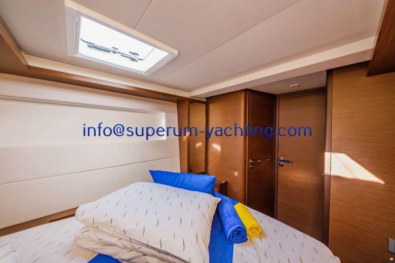 Lagoon 50