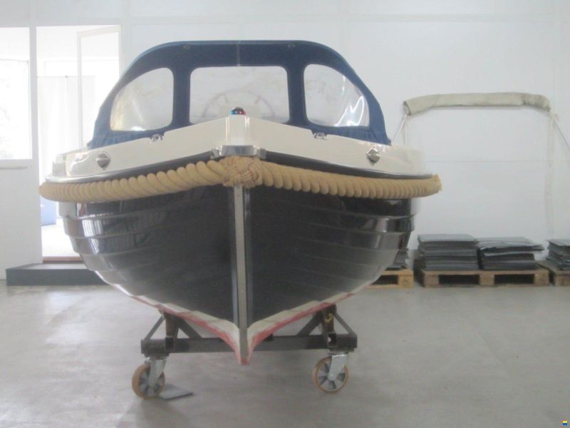 Interboat DE 19