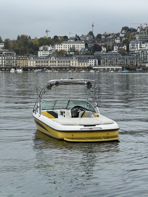 Moomba Outback V