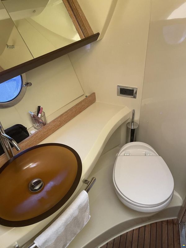 Azimut 38 Fly