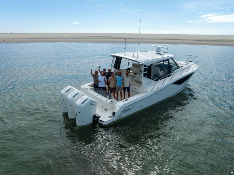 Boston Whaler 405 Conquest