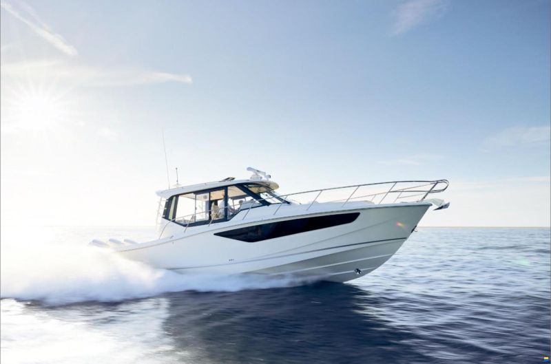 Boston Whaler 405 Conquest