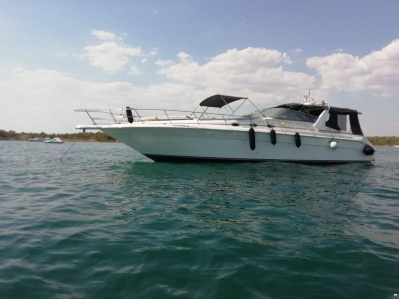 Sea Ray 440 SD