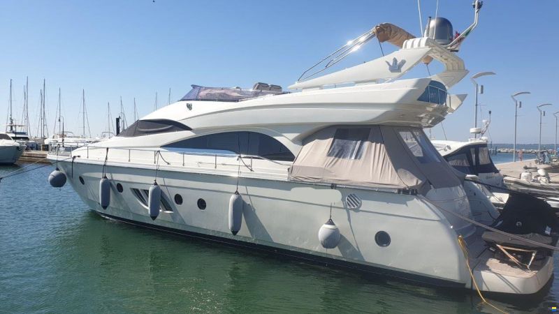 2007 Dominator 62 S, EUR 750.000,-