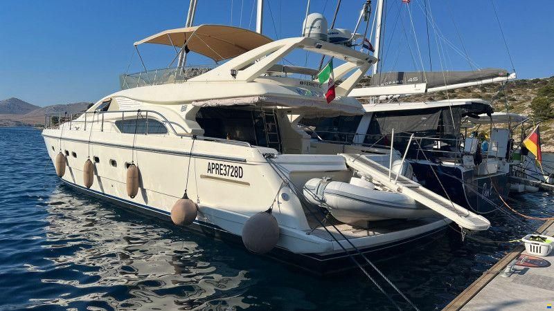 Ferretti 57 Fly