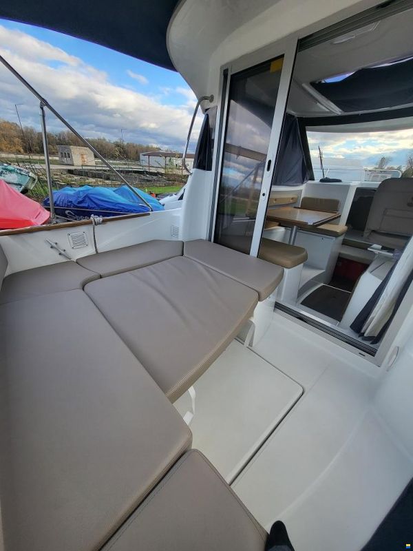 Beneteau Antares 6.8