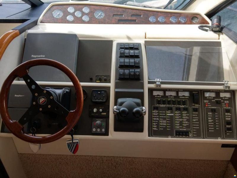 Fairline Phantom 50 Fly