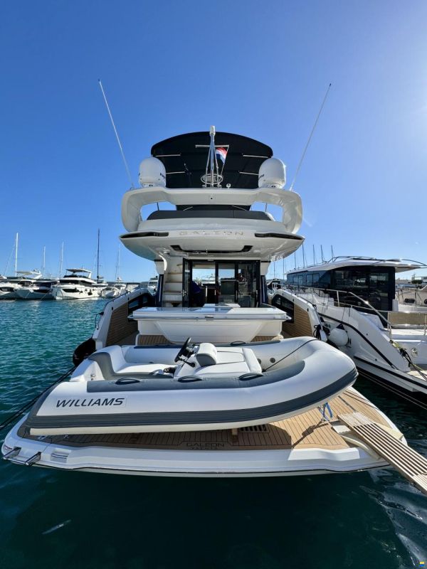 Galeon 440 Fly