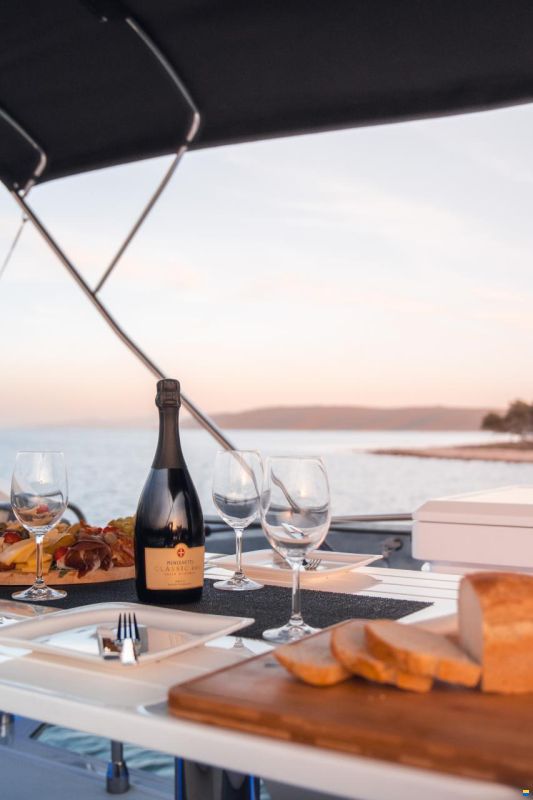 Galeon 440 Fly