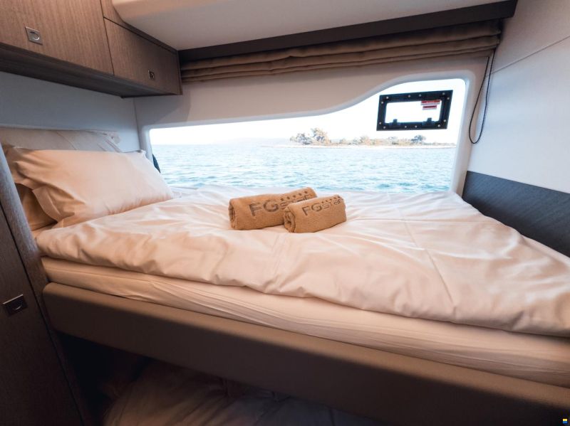Galeon 440 Fly