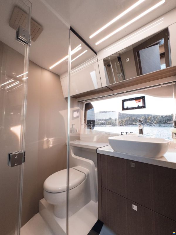 Galeon 440 Fly
