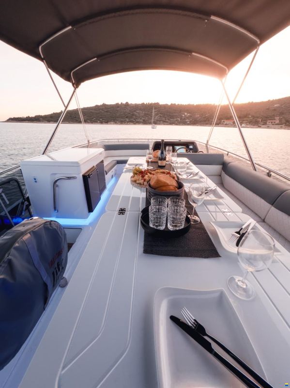 Galeon 440 Fly