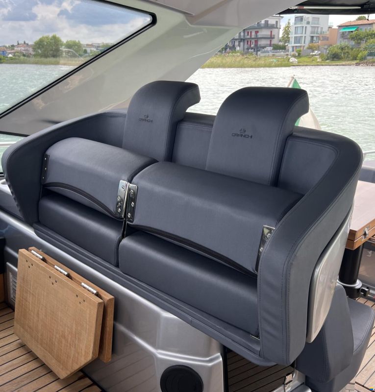 Cranchi M44 HT