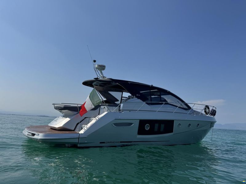 Cranchi M44 HT