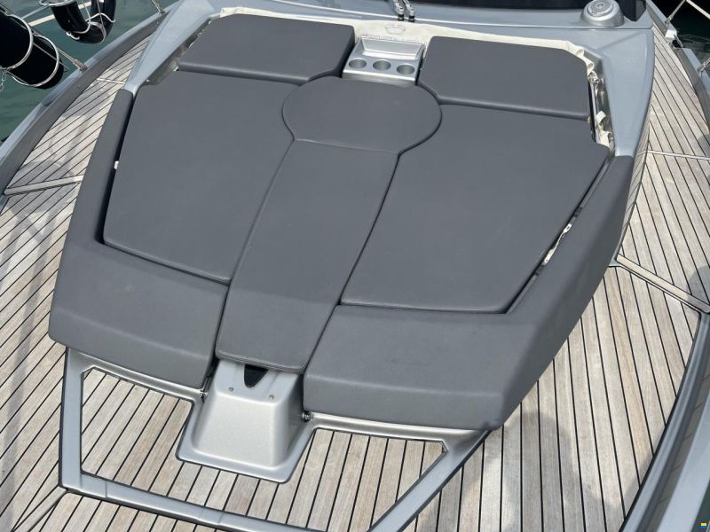 Cranchi M44 HT