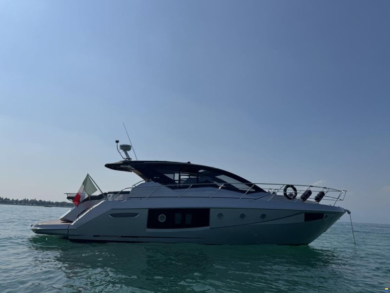 Cranchi M44 HT