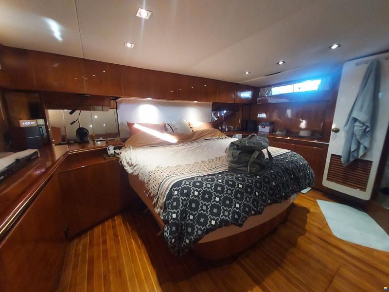 PRESIDENT MARINE LTD PRESIDENT 585 NEW L