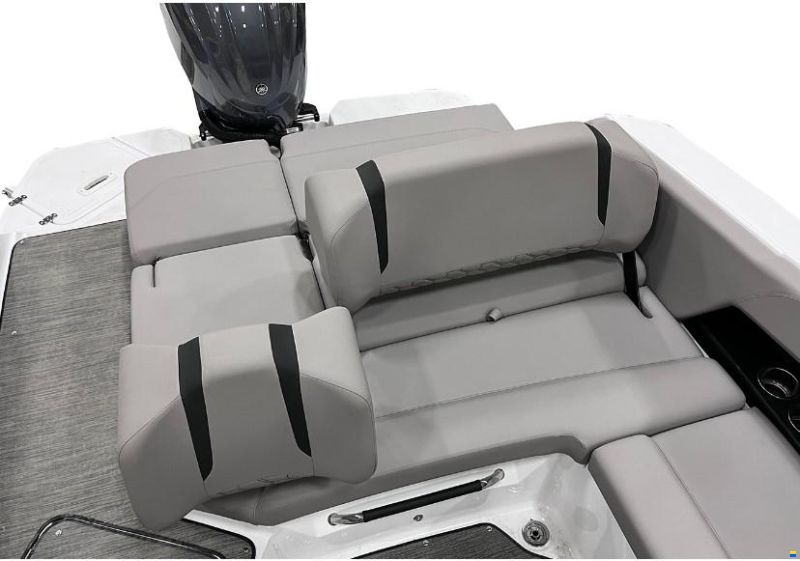 Four Winns H6 OB - auf Bestellung