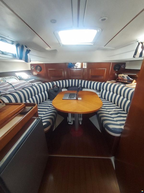 Beneteau OMBRINE 800