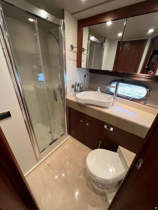 Sunseeker Predator 60