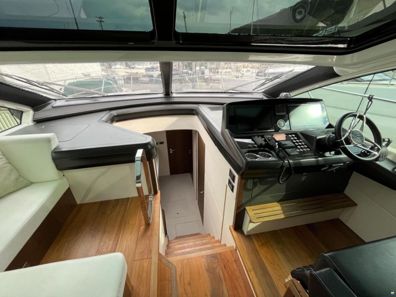 Sunseeker Predator 50