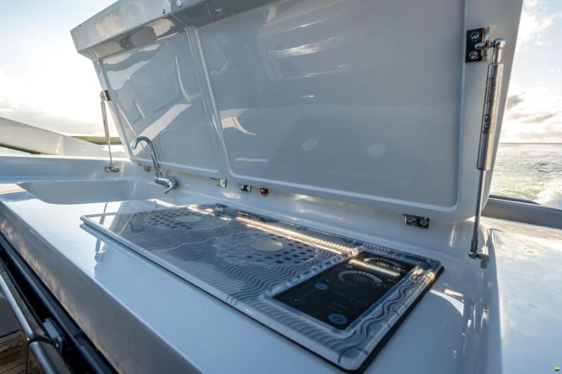 Fairline F//Line 33