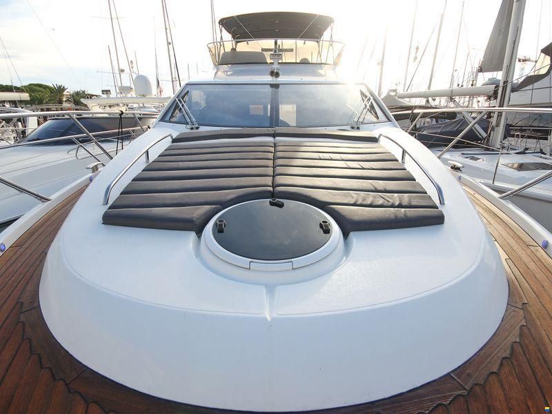 Sunseeker Manhattan 52