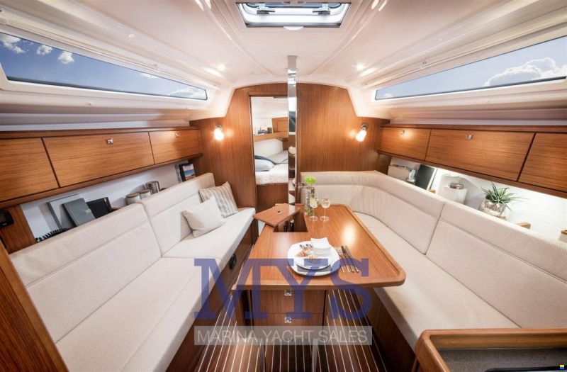 Bavaria CRUISER 34