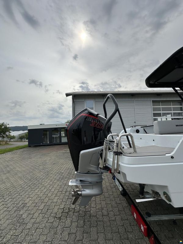 Brabus 300 Shadow - Multistorage