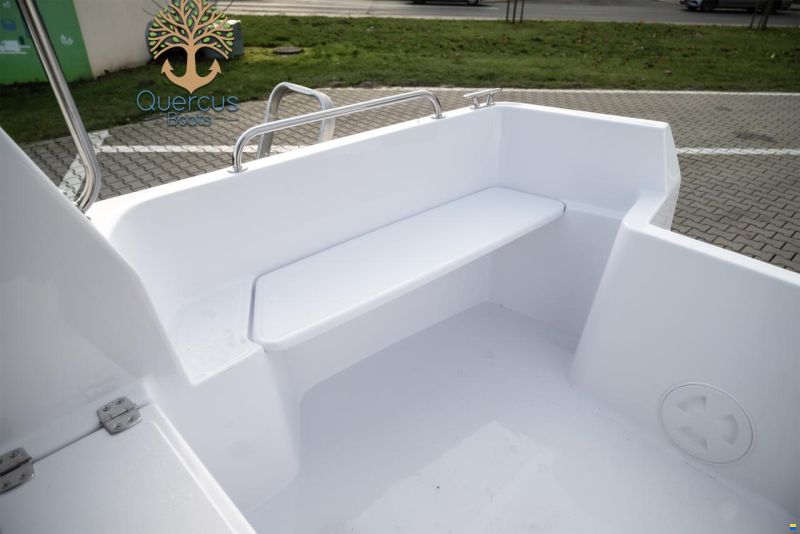 Quercus 480 Pilothouse