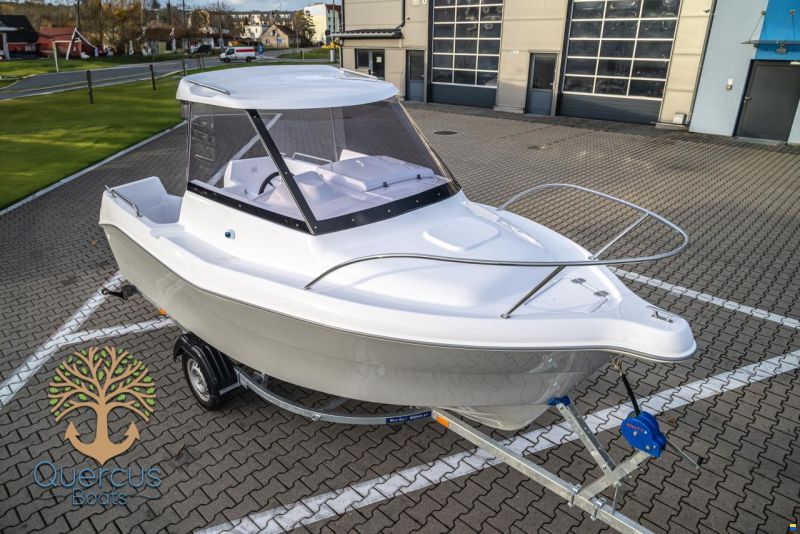 Quercus 480 Pilothouse