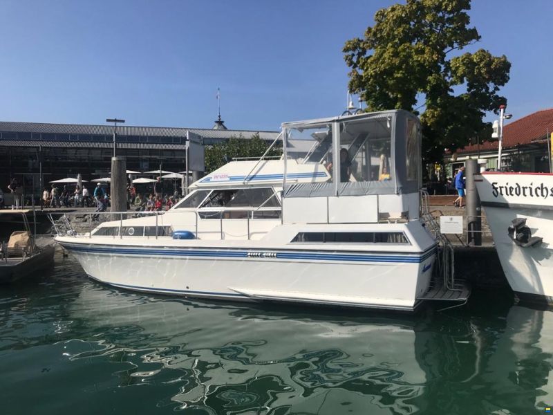 Neptunus 106 Fly bridge