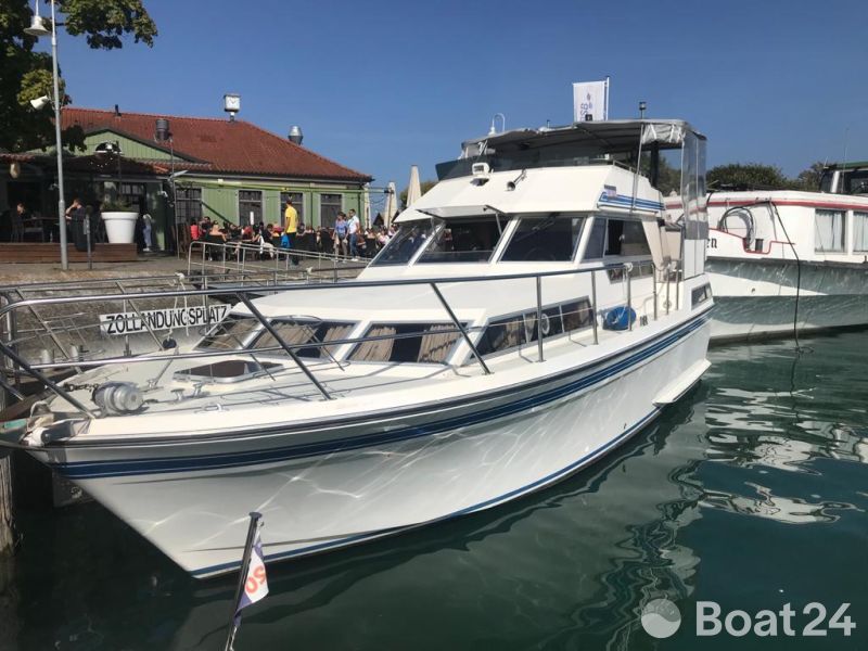 Neptunus 106 Fly bridge
