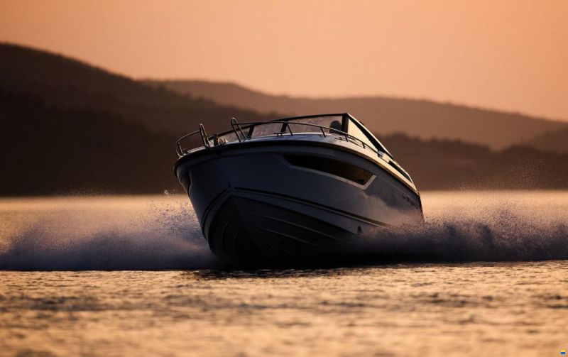 Parker Poland 800 Cruiser