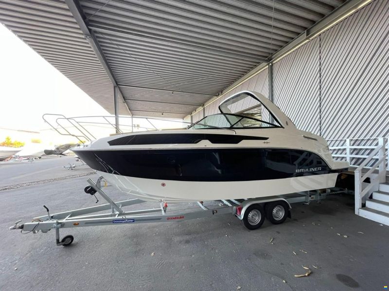 Bayliner Ciera 8
