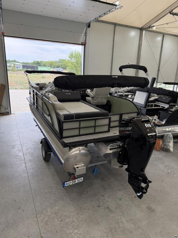 Old Lake Marine P19 Pontoon ponton with Mercury F40 and