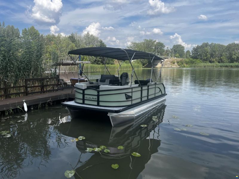 Old Lake Marine P19 Pontoon ponton with Mercury F40 and